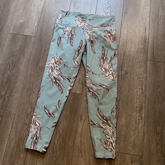 Free people movement serene feather pants small - Picture 4 of 9